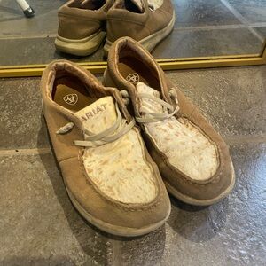 Ariat Women's Tan and Cream Flats